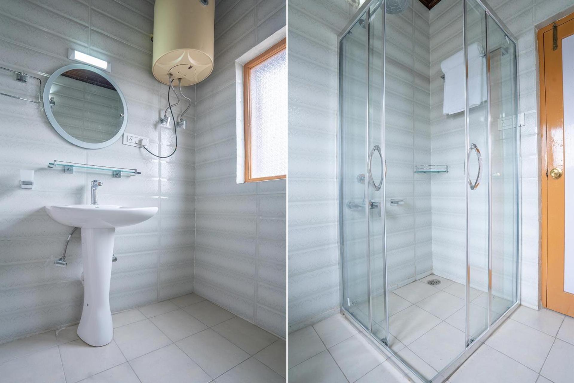 Stayvista At Pinewood Villa - Pet Friendly Villa With Lawn & Pool Table Srīnagar Esterno foto