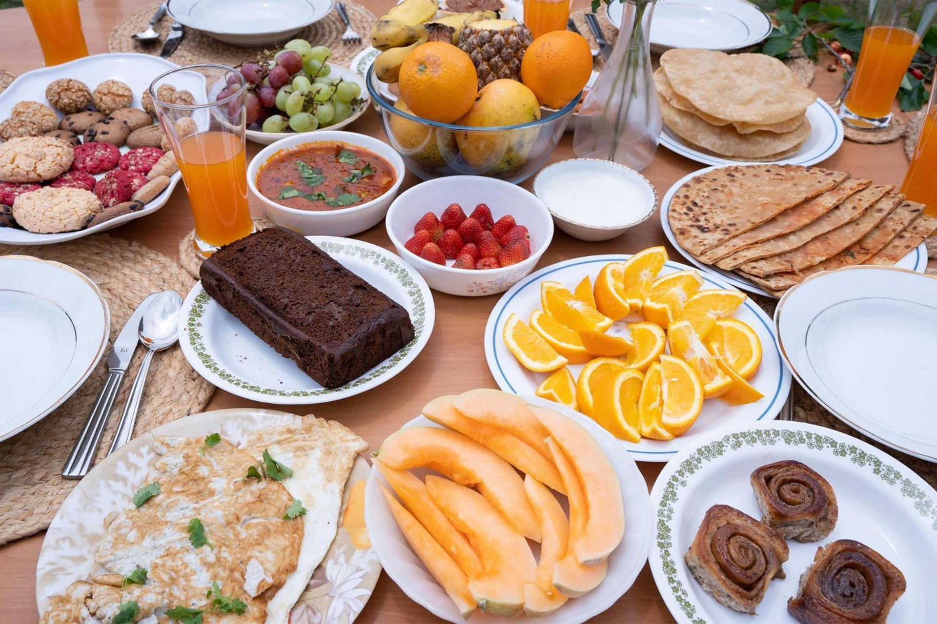 Stayvista At Pinewood Villa - Pet Friendly Villa With Lawn & Pool Table Srīnagar Esterno foto